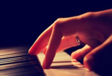 柏太阳神奋力晋级，取得胜利——荣耀与拼搏的华章