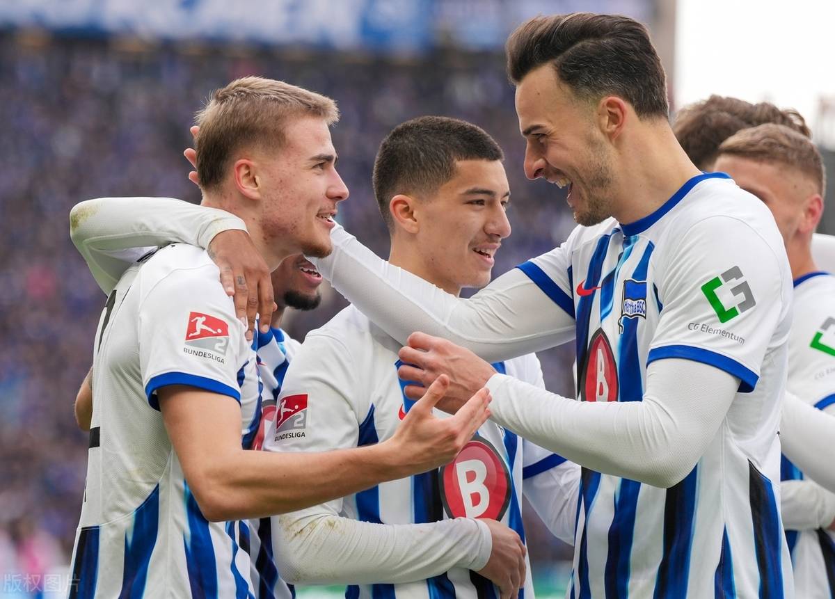 爱游戏体育官网-柏林赫塔球队期待未来比赛，追求更好表现的简单介绍