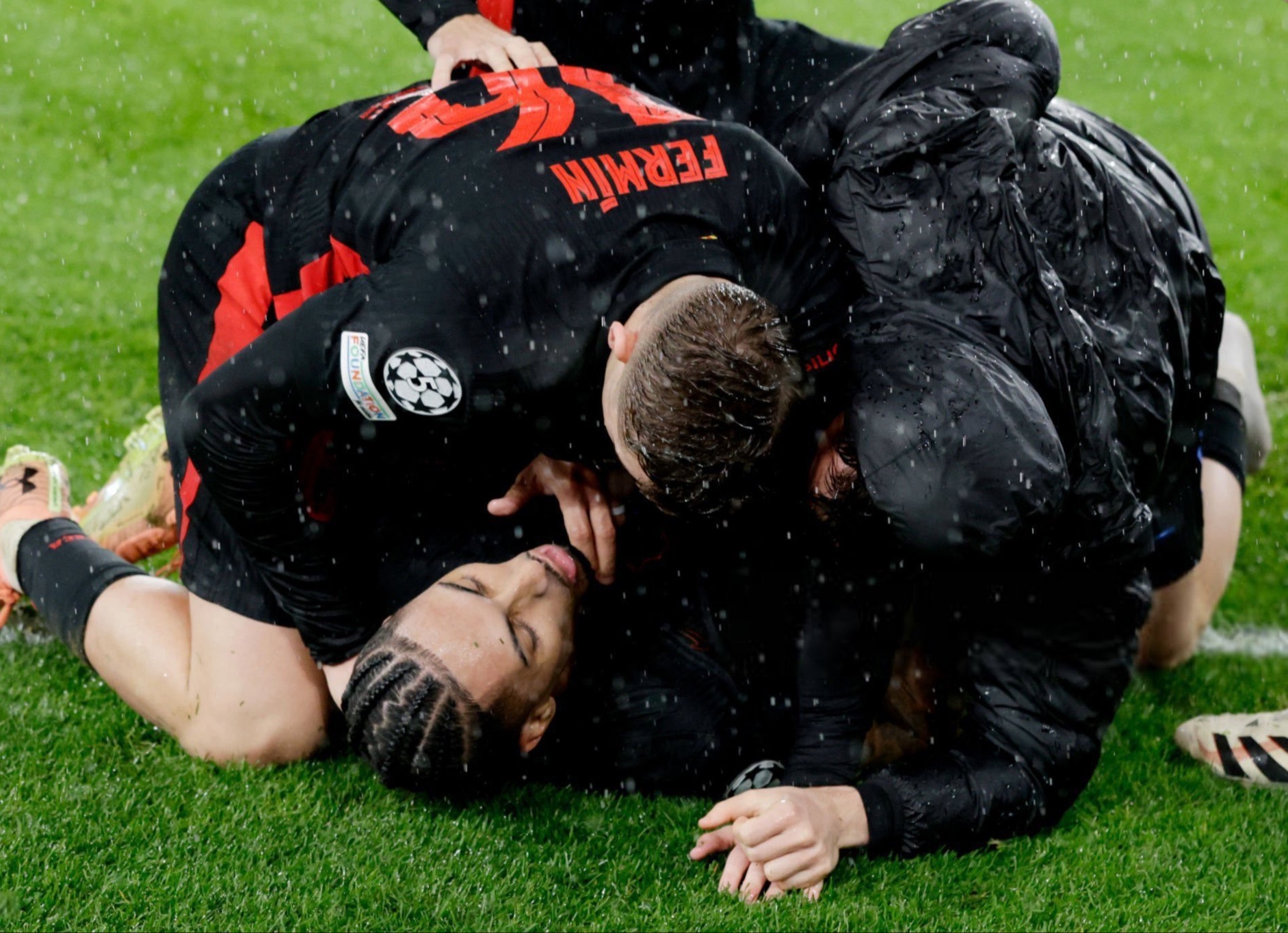 爱游戏-热门球队绝杀！争夺亚冠新一轮胜利