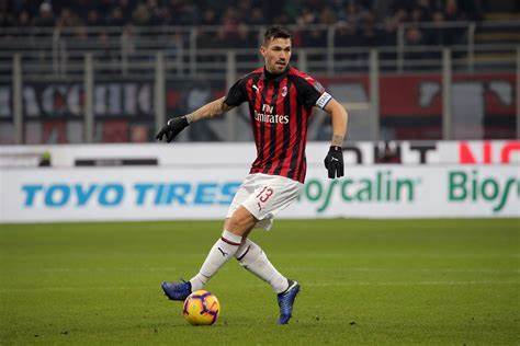 强敌对阵，豪强之战引人瞩目