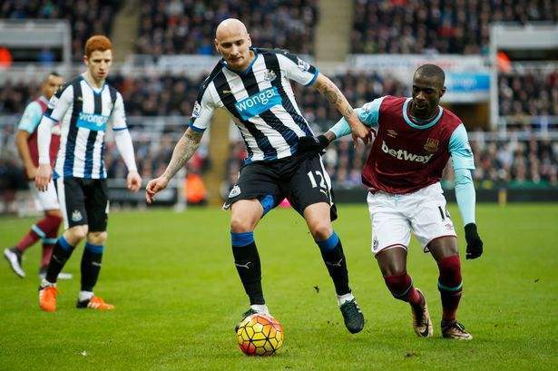 爱游戏入口-纽卡斯尔主场战平对手，保持不败