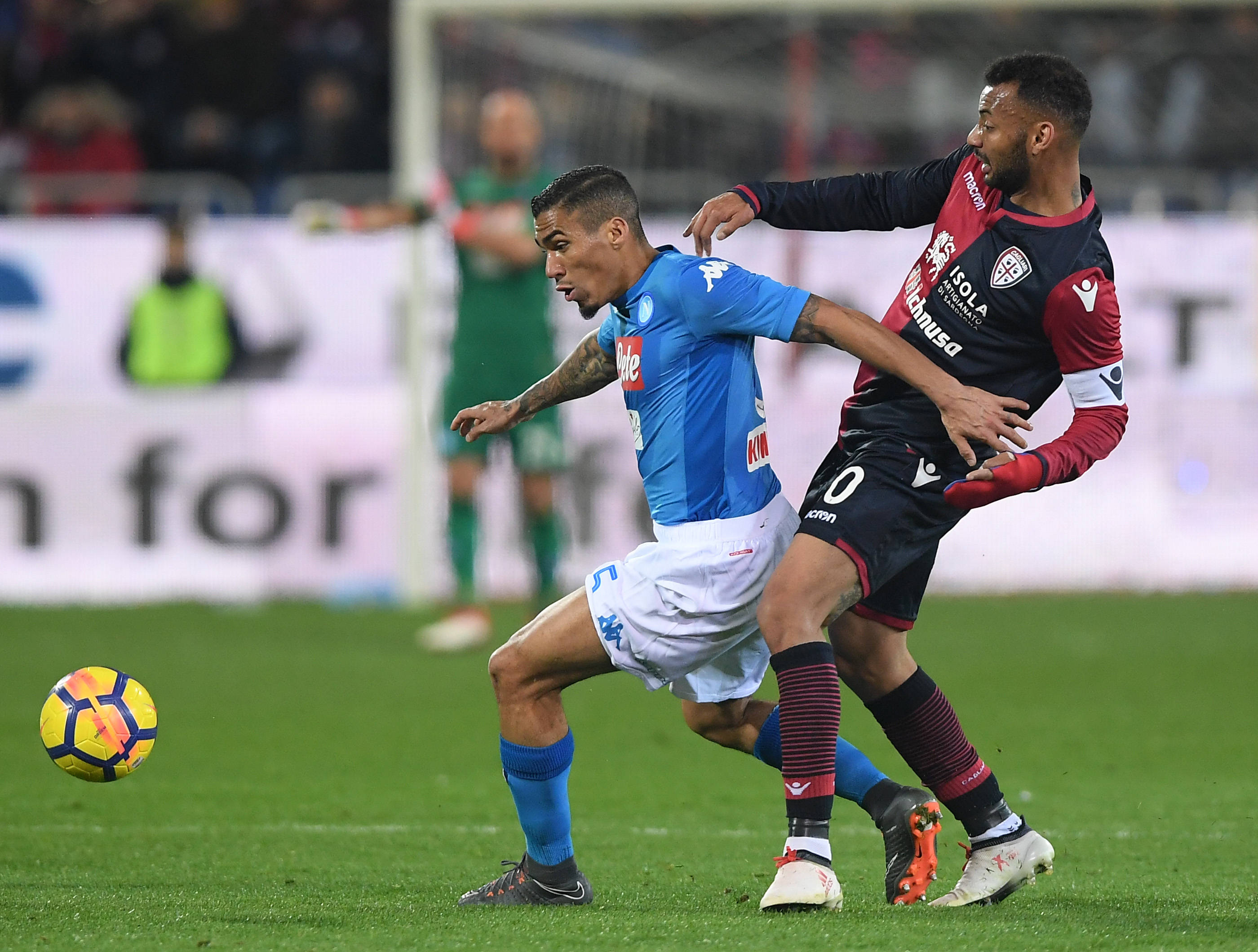 爱游戏入口-包含那不勒斯主场逼平强敌，不落下风的词条