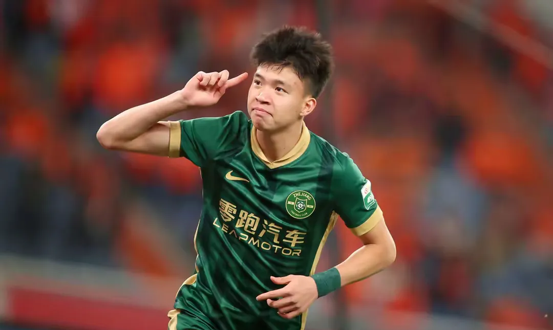 比赛中关键时刻球员表现出色