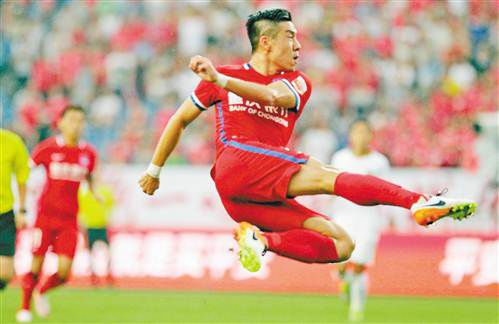 爱游戏在线登录-重庆力帆主场争胜，冲刺联赛前四的简单介绍