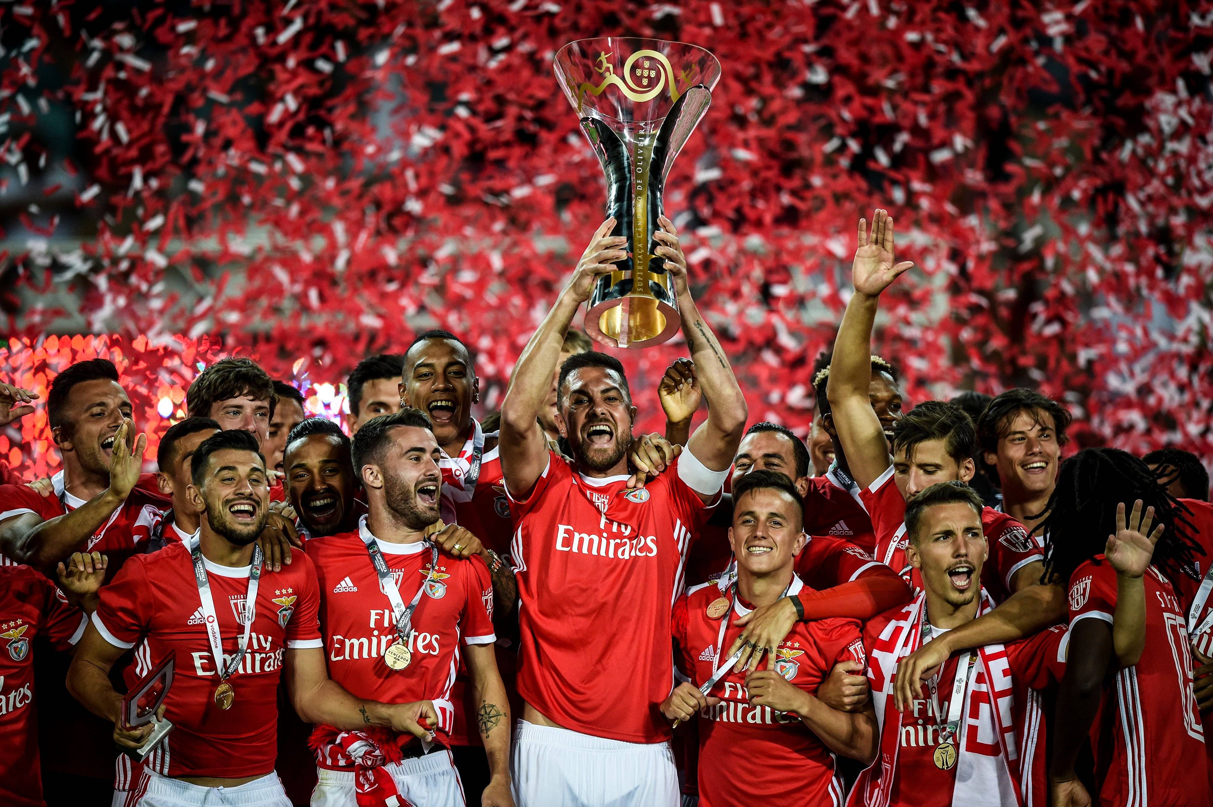 爱游戏中国官网-克罗地亚队在欧洲联赛上实现了惊人突破