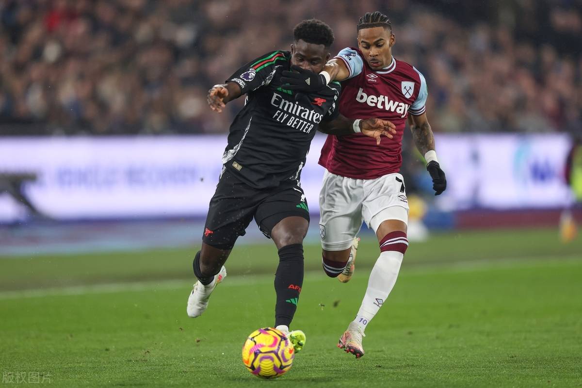 爱游戏入口-阿森纳逆转西汉姆，赢得关键胜利