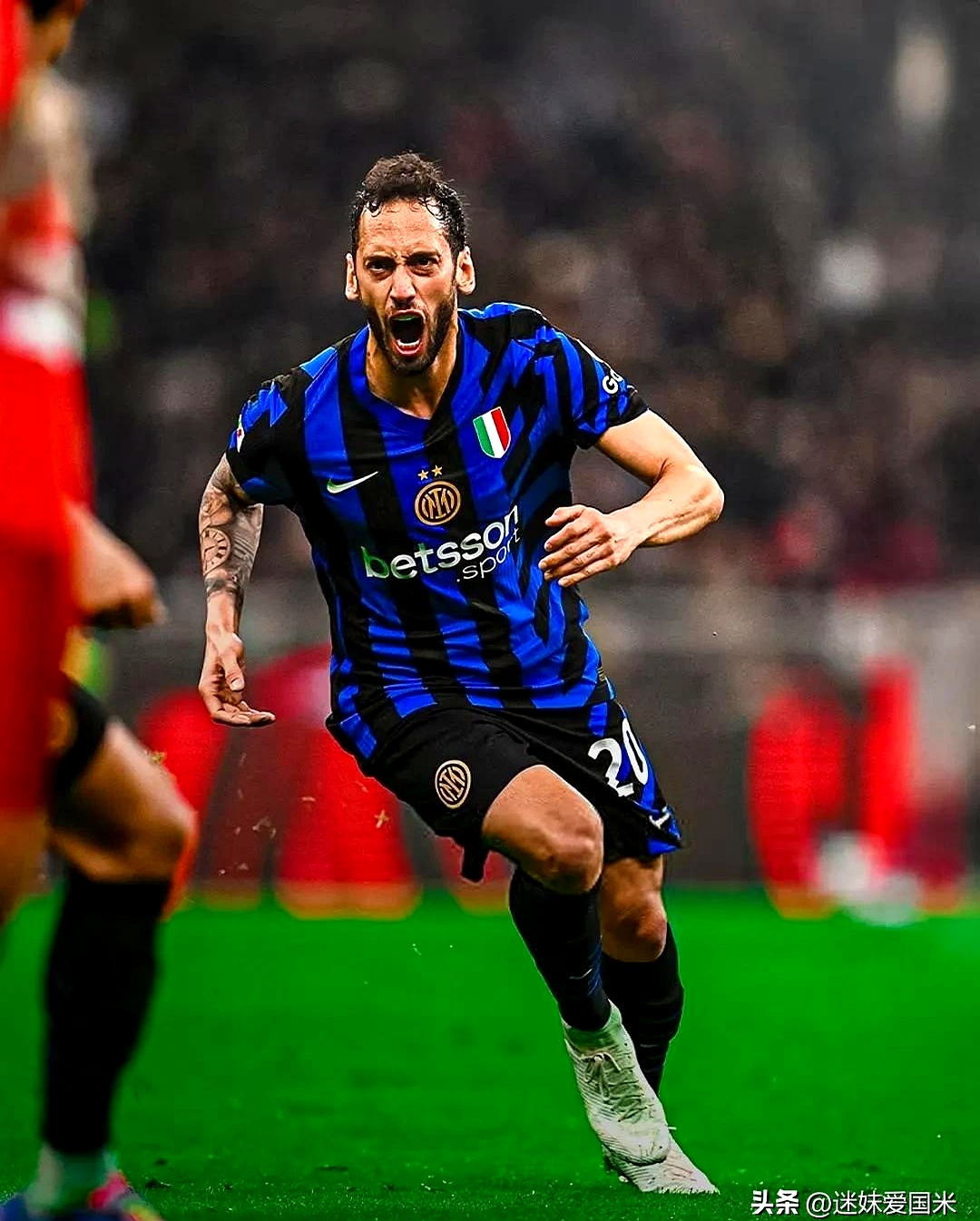 爱游戏官网网页版入口-包含AC米兰铁血奋战，不愿输给对手的词条