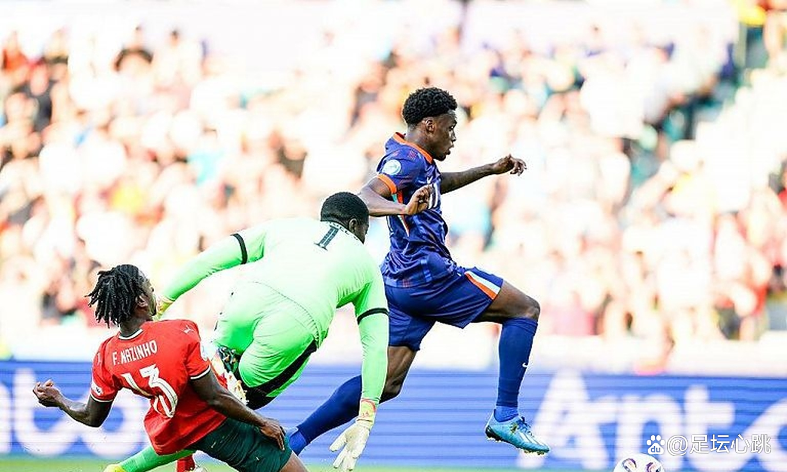 荷兰队势不可挡，一路杀到决赛的简单介绍