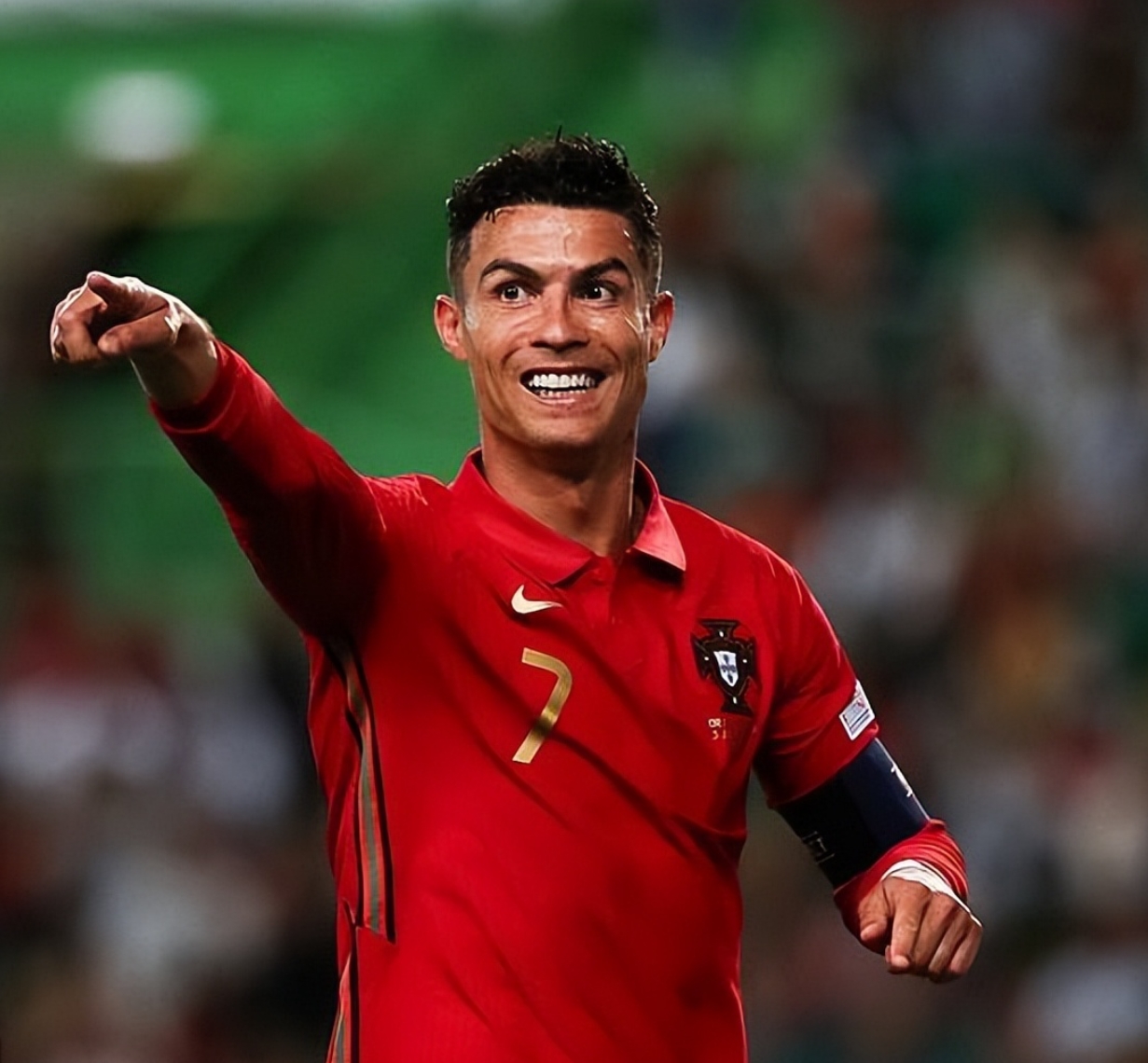 爱游戏亚洲官网-葡萄牙巨星为波尔多队攻入制胜一球的简单介绍